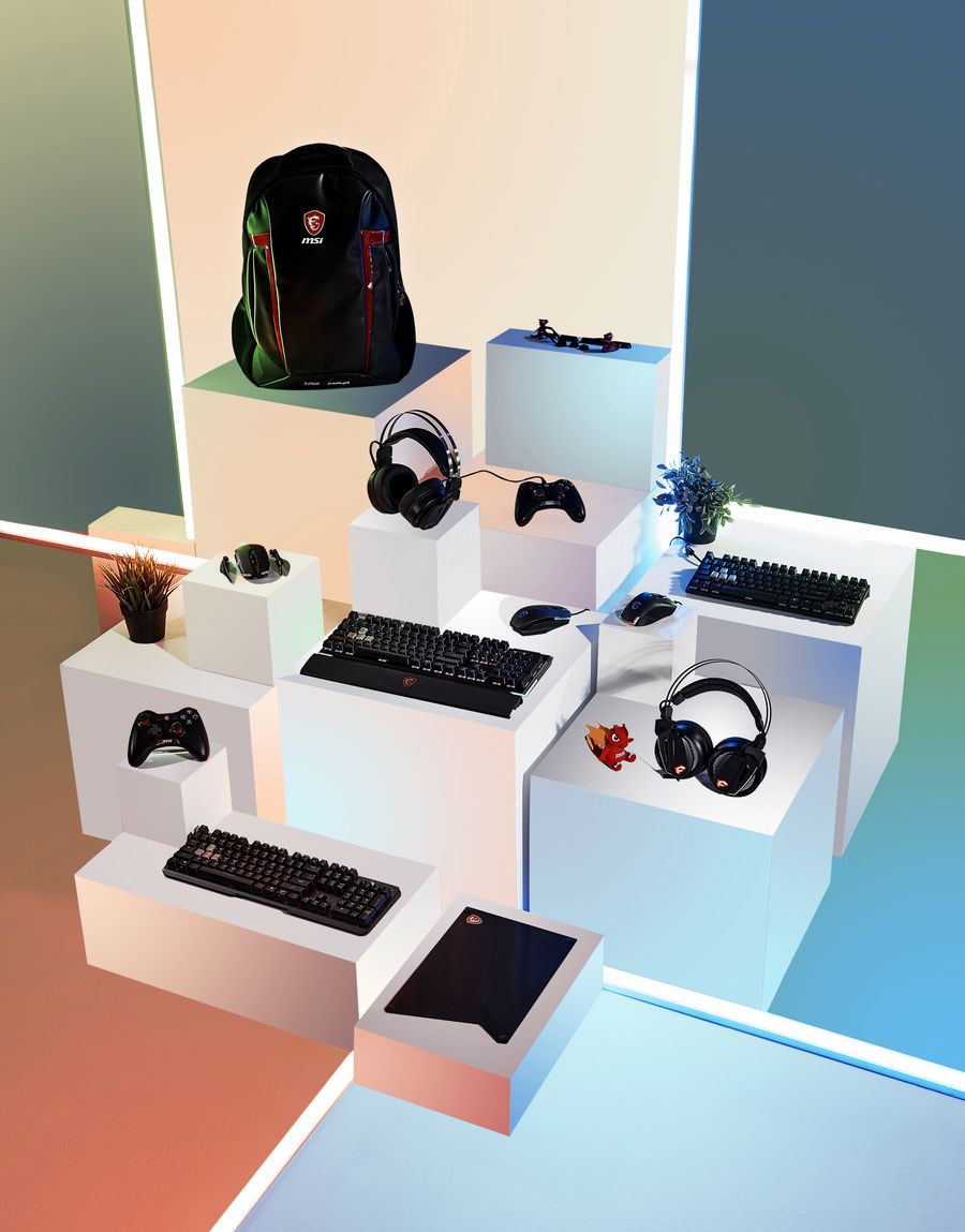 W19_0511_Gear Family 3.jpg