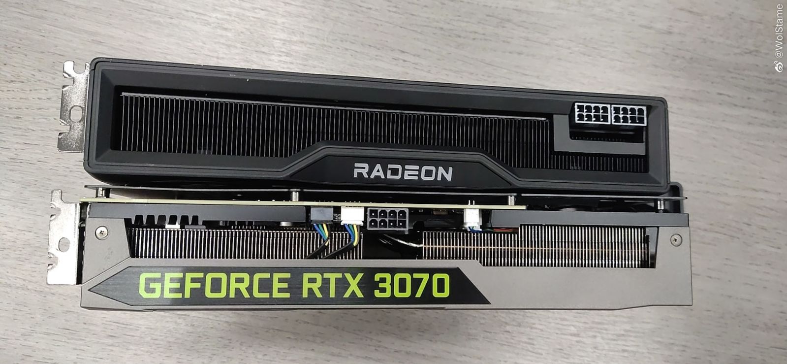 AMD-Radeon-RX-6800-XT-vs-GeForce-RTX-3070-1.jpg