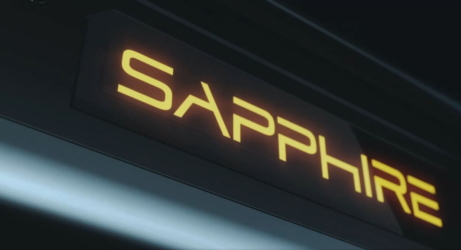 SAPPHIRE-Radeon-RX-6900-XT-TOXIC-7.jpg