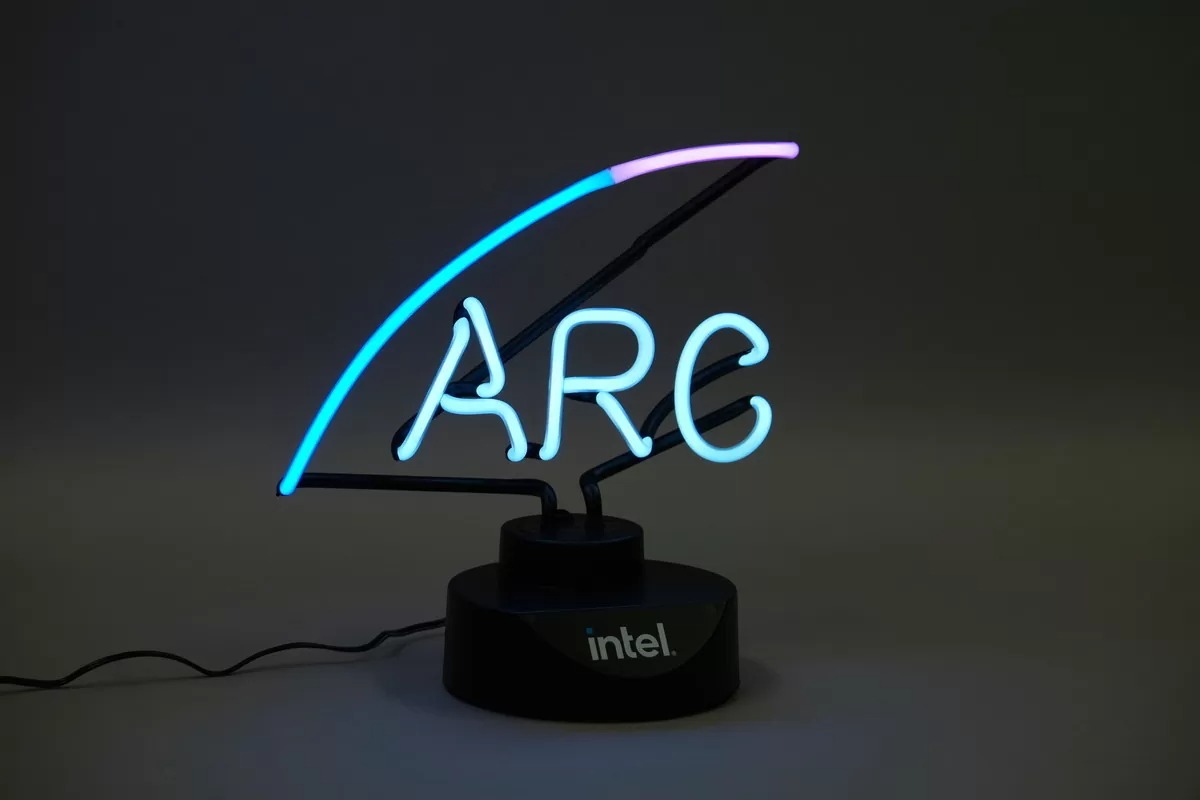 ARC-LIGHT-1.jpg