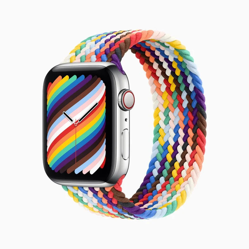 수정됨_apple-2021-braided-solo-loop-pride-edition.jpg