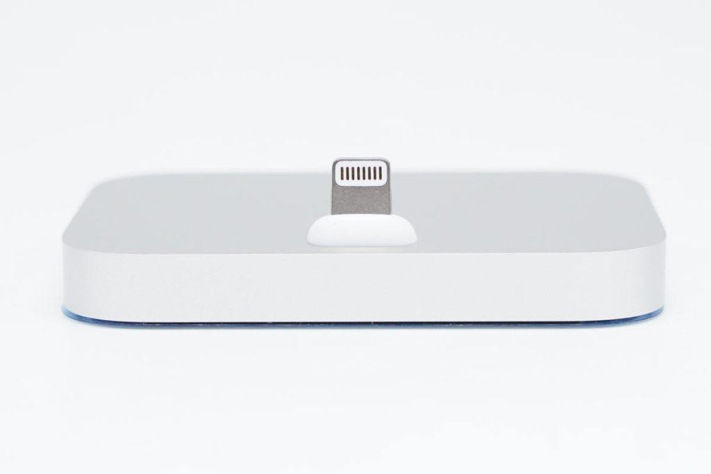 拆解报告：Apple苹果iPhone闪电基座A1717-充电头网 (1).jpg