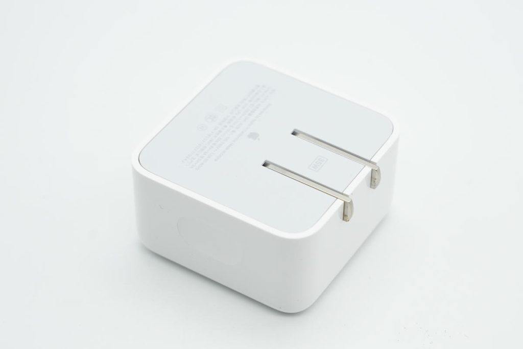 拆解报告：Apple苹果原装35W双C口快充充电器A2579-充电头网 (8).jpg