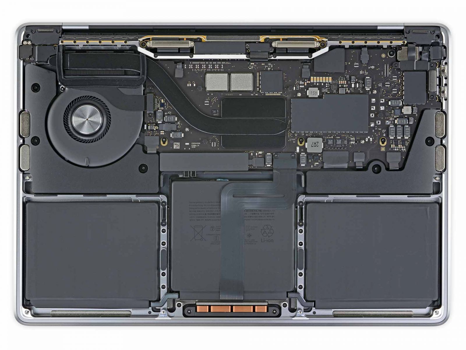 M1-MacBook-Pro-first-look-inside.jpg