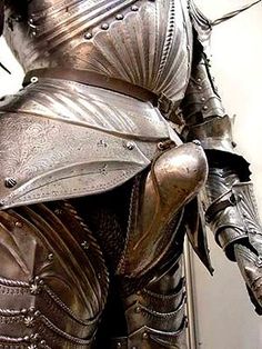 569e59093063f2a7f9066785522bc0fd--knight-armor-medieval-armor.jpg