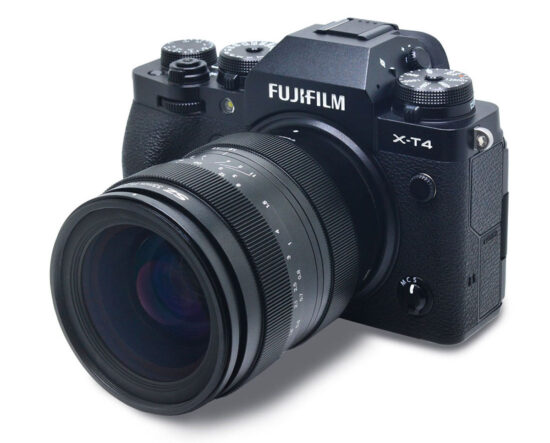 Tokina-SZ-33mm-f1.2-manual-prime-APS-C-lens-for-Sony-E-and-Fuji-X-mounts-3-550x443.jpg