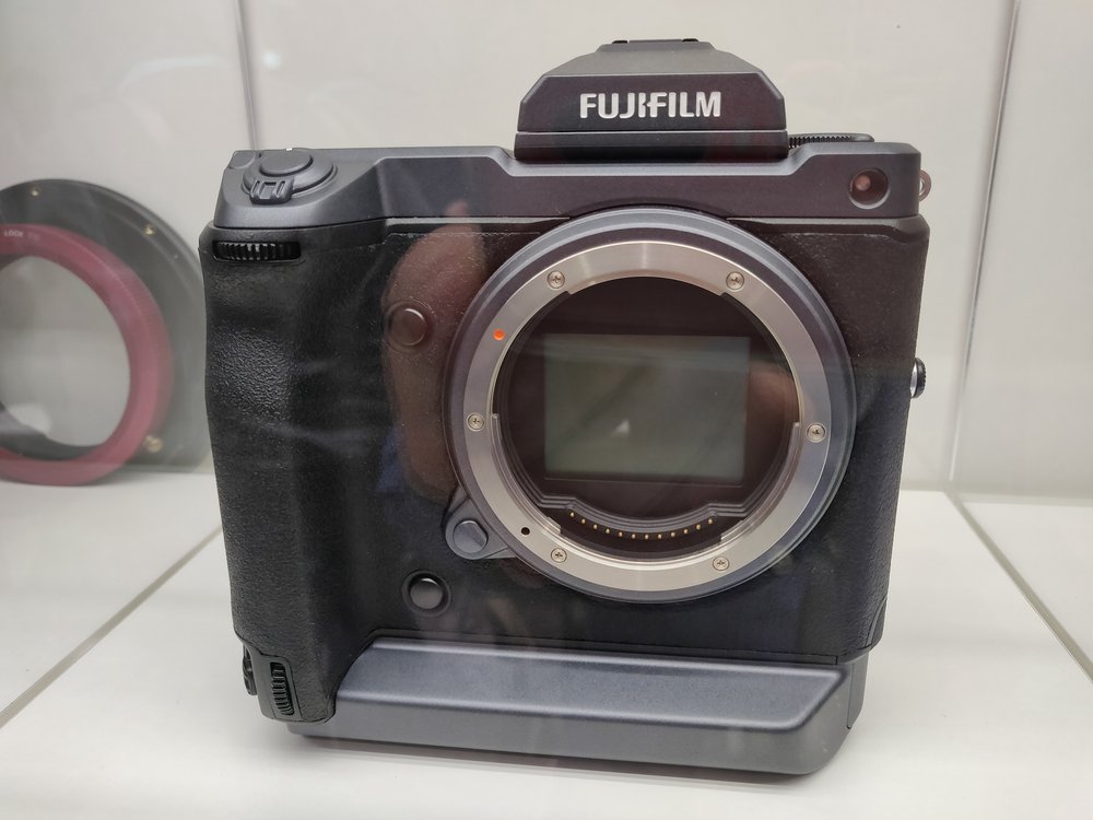 Fujifilm-GFX-100-2_1538050982.jpg