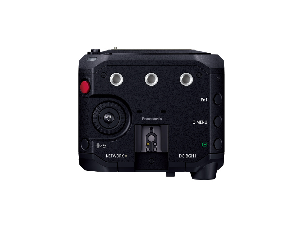 Panasonic-Lumix-DC-BGH1-MFT-camera-10.jpg